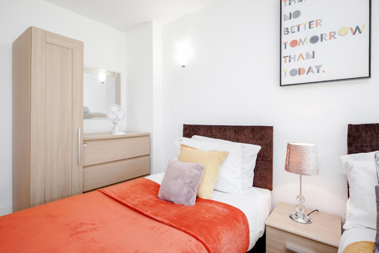 Premium Apartments By Excel Лондон Екстер'єр фото
