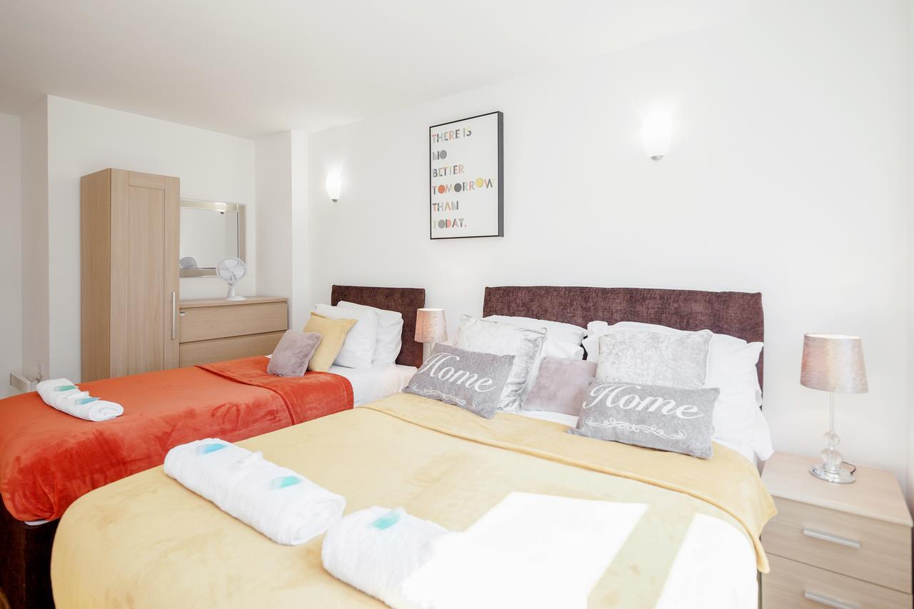 Premium Apartments By Excel Лондон Екстер'єр фото
